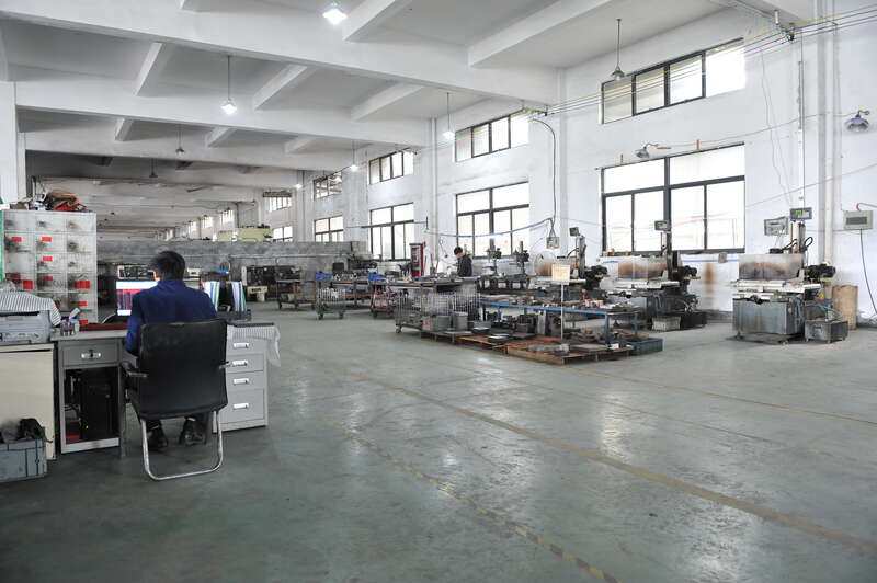 Chilong Bearing mold workshop